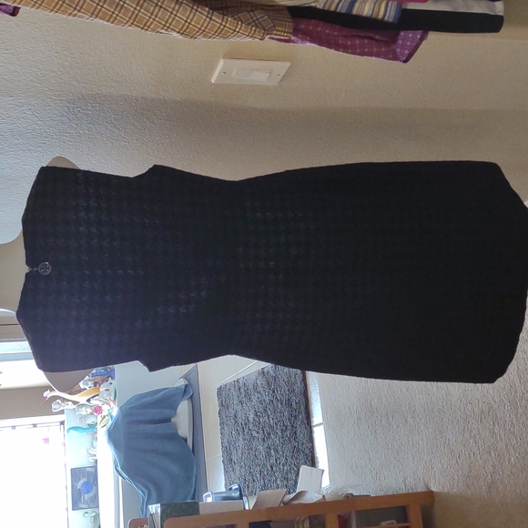 Tory Burch black textured lined shift dress size 8 w/ pockets - Picture 5 of 12